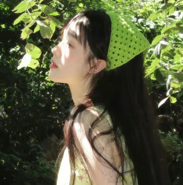 背后的她，眼前的我